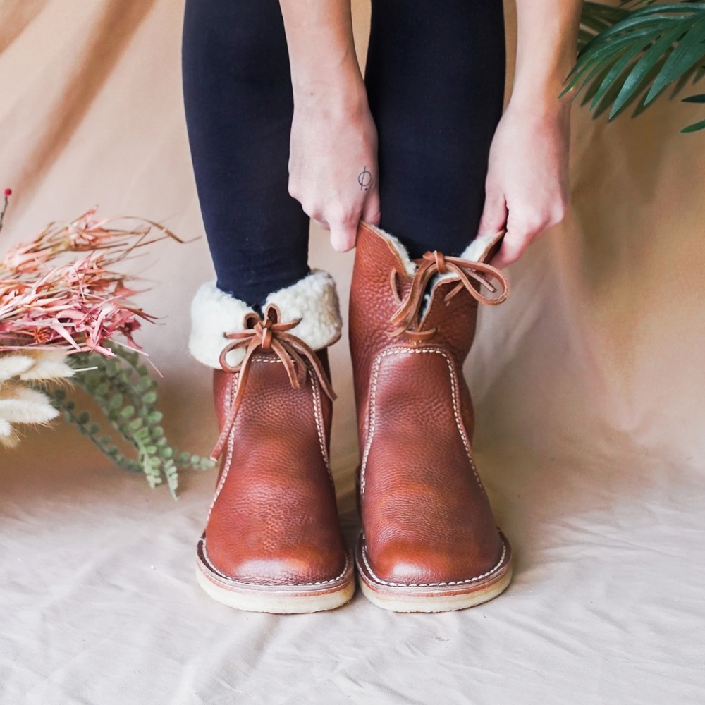 Duckfeet Arhus boots, size 8. UP FOR ADOPTION!!